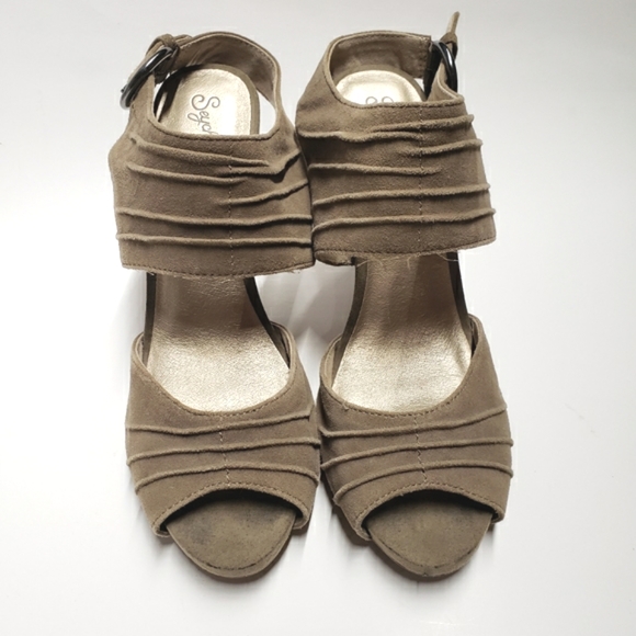 Seychelles Suede Leather Peep Toe Heel size 10 women's Stacked high heels - Picture 2 of 12